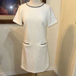 NWT Ann Taylor White Boucle Dress with Black Trim Detail Size 6